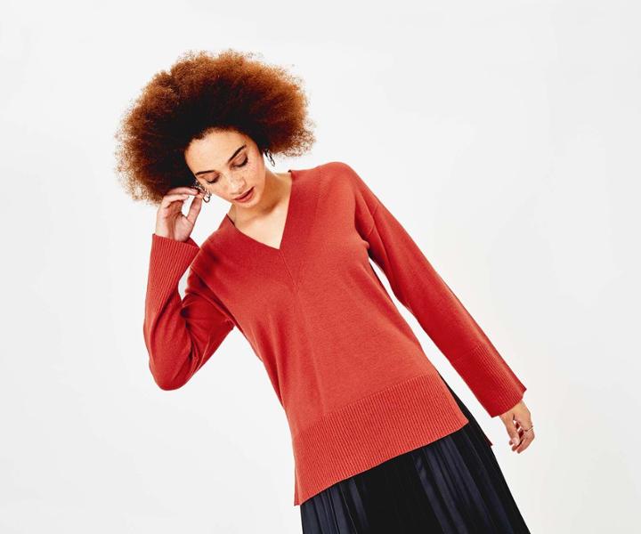 Oasis V Neck Step Hem Jumper