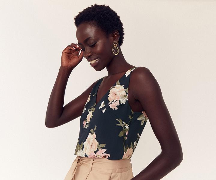 Oasis Large Rose Vest