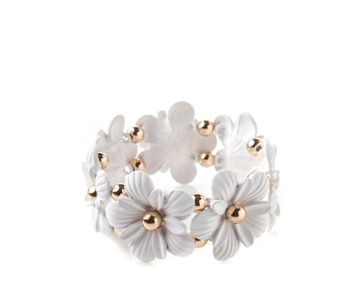 Oasis White Flower Stretch Bracelet