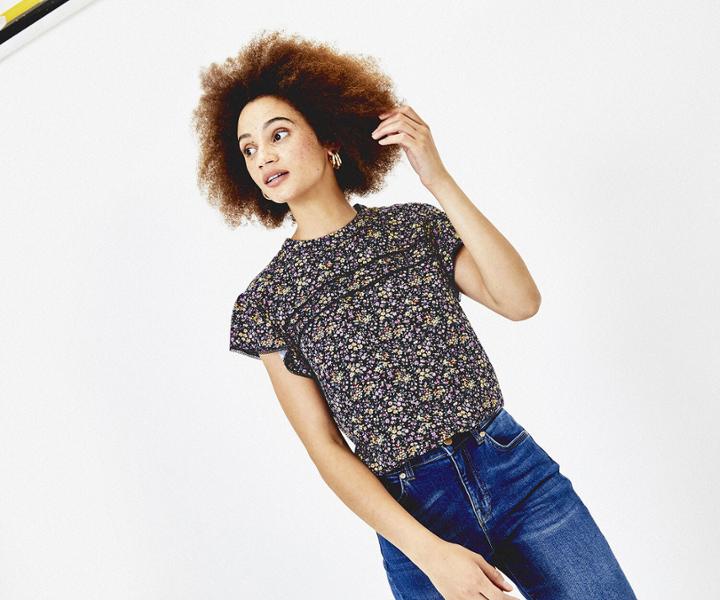 Oasis Ditsy Floral Shell Top