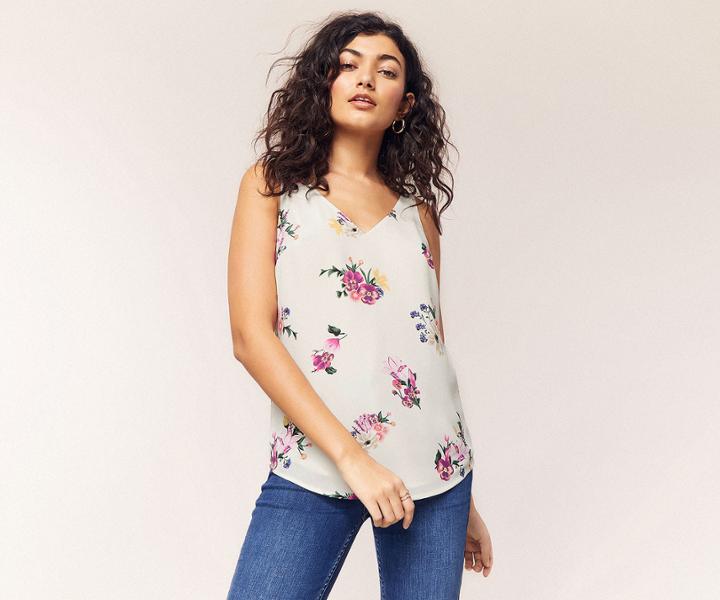 Oasis Floral Bouquet Vest
