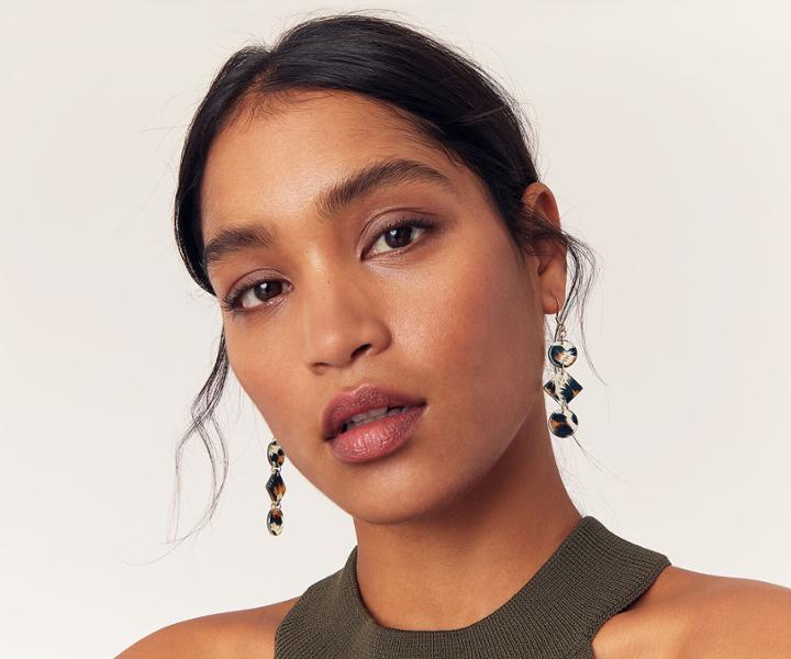 Oasis Animal Resin Drop Earring