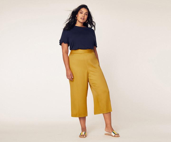 Oasis Curve Button Crop Trouser