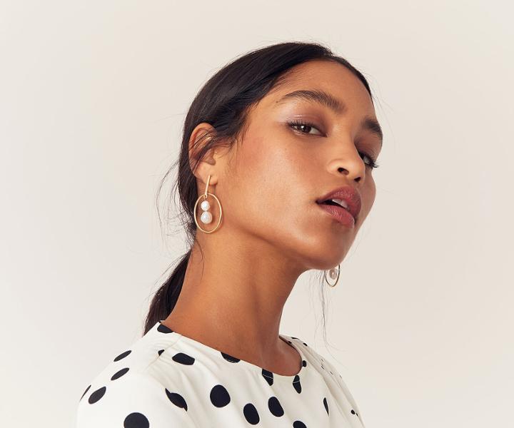 Oasis Irregular Pearl Earrings