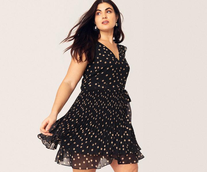 Oasis Curve Spot Pleat Dress