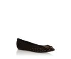 Oasis Studded Flat Point
