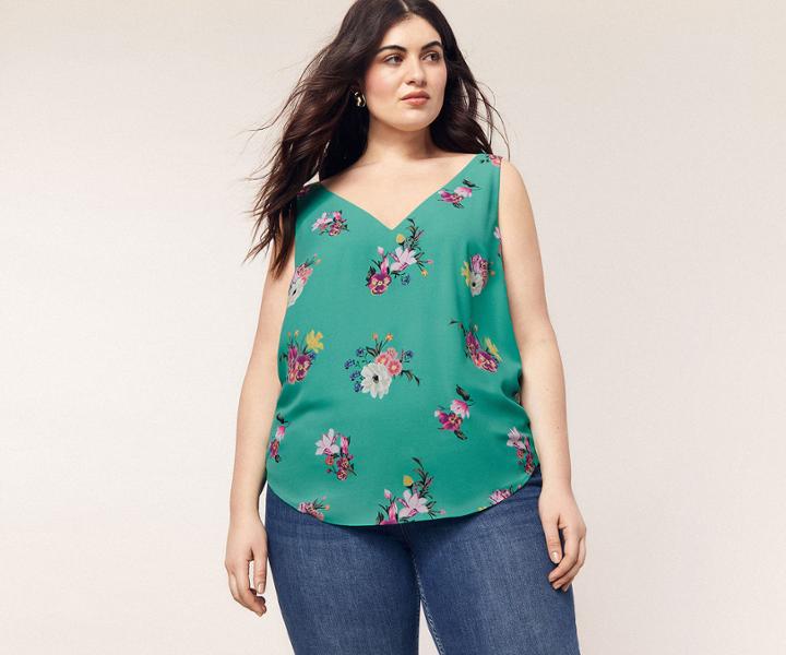 Oasis Curve Into The Garden Vest