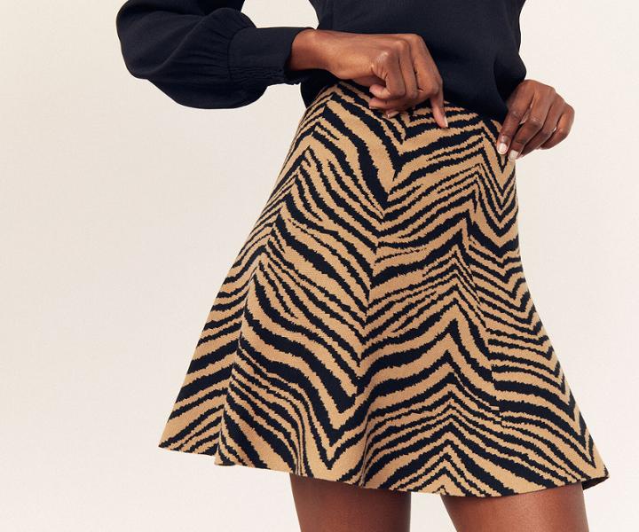 Oasis Taya Tiger Knitted Skirt