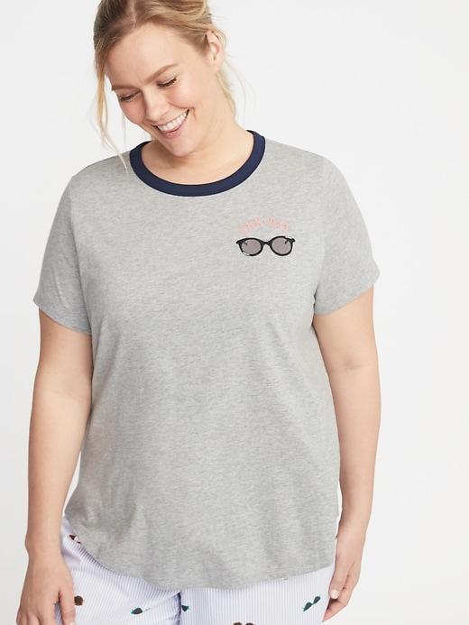 Sun-day Graphic Plus-size Graphic Tee