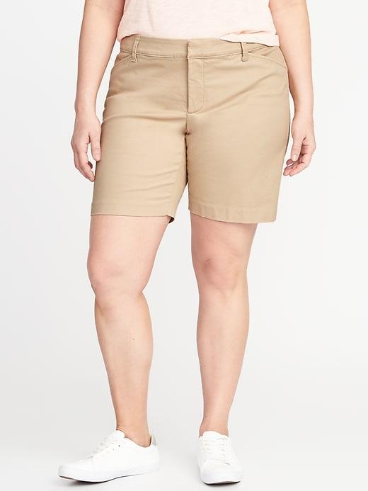 Old Navy Womens Smooth & Slim Plus-size Pixie Chino Bermuda Shorts (9) Upper Crust Size 22