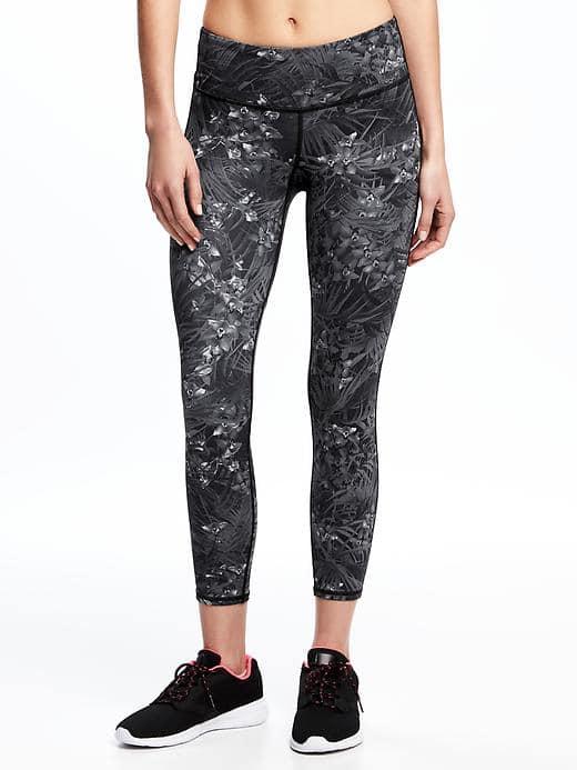 Old Navy Mid Rise Go Dry Cool Compression Run Capris For Women - Palms