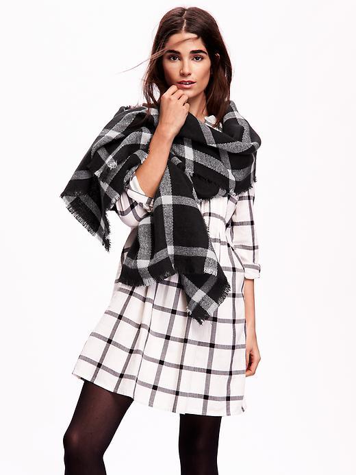 Old Navy Brushed Flannel Scarf - Black Plaid