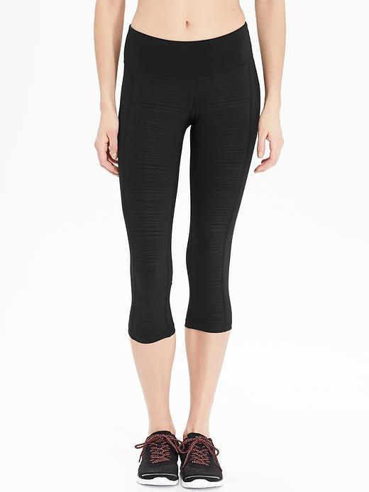 Old Navy Womens Active Patterned Compression Capris 20&quot; Size L Tall - Stripe Bottom