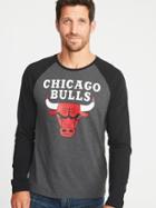 Old Navy Mens Nba Team-graphic Raglan-sleeve Tee For Men Chicago Bulls Size S