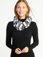 Old Navy Womens Performance Fleece Snood Scarf For Women Aztec Size One Size