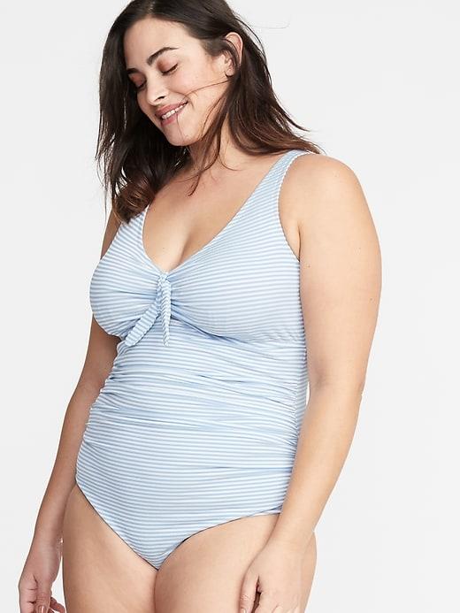 Seersucker-stripe Secret-slim Plus-size Swimsuit