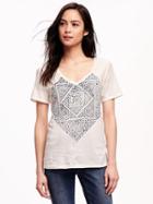 Old Navy Relaxed Graphic V Neck Tee - Creme De La Creme