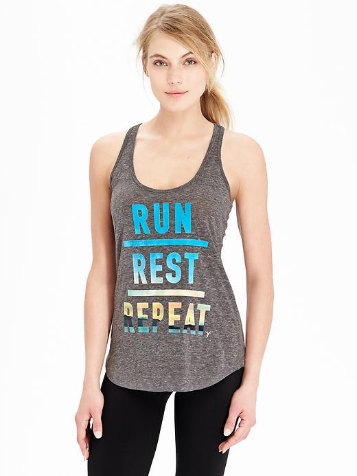 Old Navy Womens Active Godry Graphic Tanks - Beach Scene