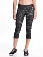 Old Navy Go Dry Mid Rise Printed Compression Crop For Women - Carbon Print