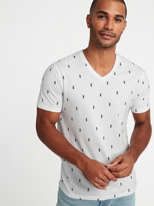Soft-washed Printed Perfect-fit V-neck Tee For Men