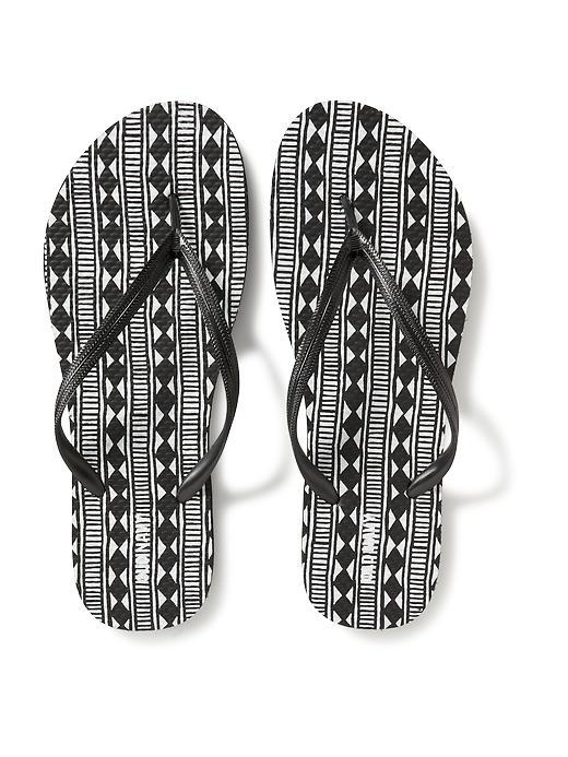 Old Navy Printed Flip Flops For Women - Blackjack