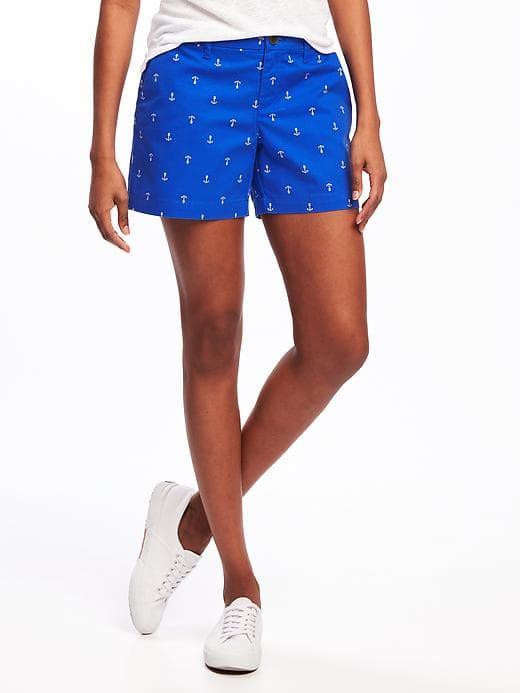 Old Navy Mid Rise Printed Everyday Khaki Shorts For Women 5 - Anchor Print Bottom