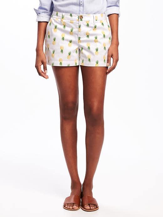 Old Navy Mid Rise Patterned Everyday Shorts For Women 3 1/2 - Pineapples
