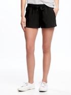 Old Navy Womens Mid-rise Woven All-day Performance Shorts For Women Black Size S