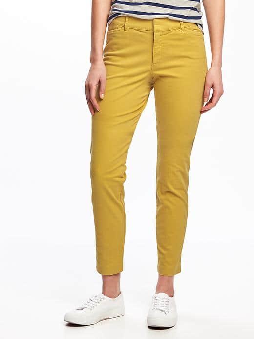 Old Navy Mid Rise Pixie Chinos For Women - Golden Opportunity