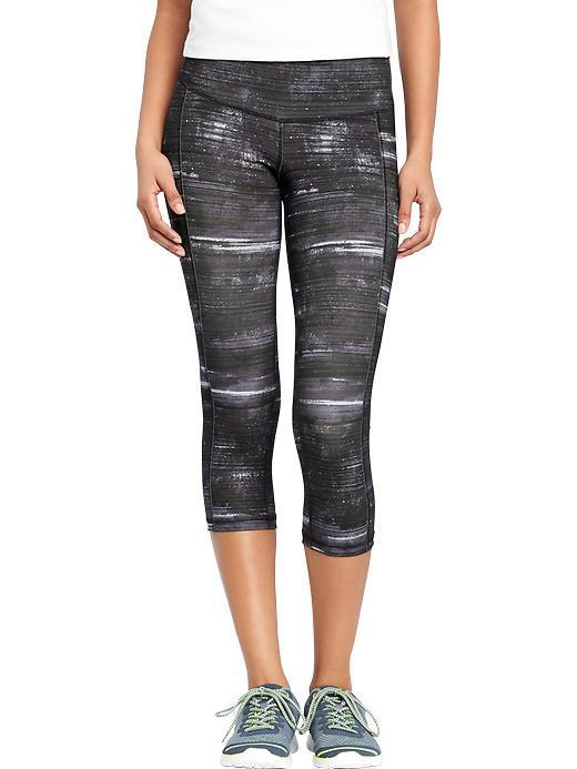 Old Navy Womens Active Patterned Compression Capris 20&quot; - Black Criss Cross