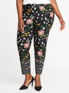 Old Navy Womens Mid-rise Smooth & Slim Plus-size Pixie Pants Black Floral Size 30