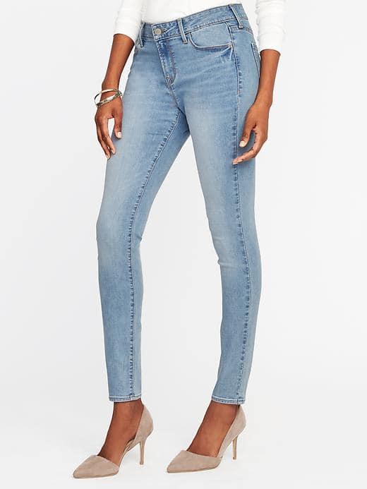 Old Navy Mid Rise Rockstar Jeans For Women - Light Worn 24