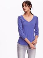 Old Navy Relaxed V Neck Tee Size L Petite - Flower Bunch Blue