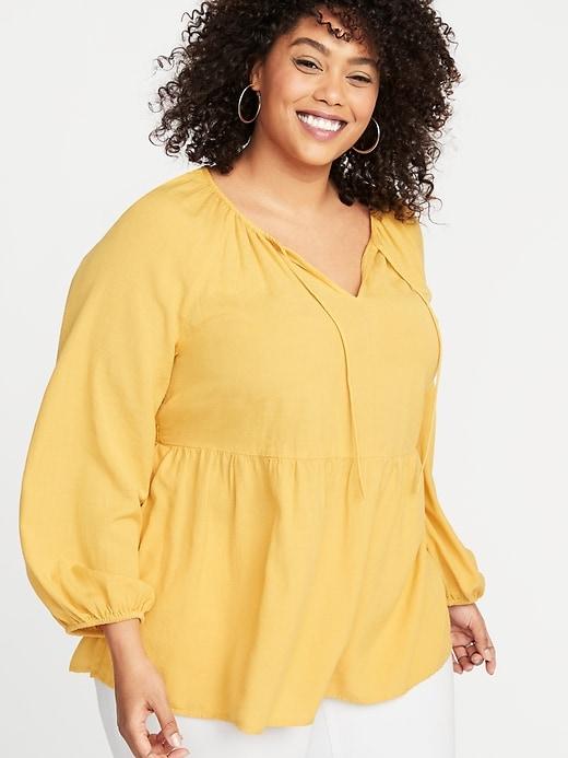 Tie-neck Peplum-hem Plus-size Swing Blouse