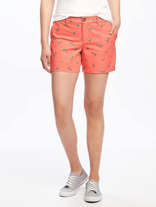 Old Navy Mid Rise Printed Everyday Khaki Shorts For Women 5 - Coral Print