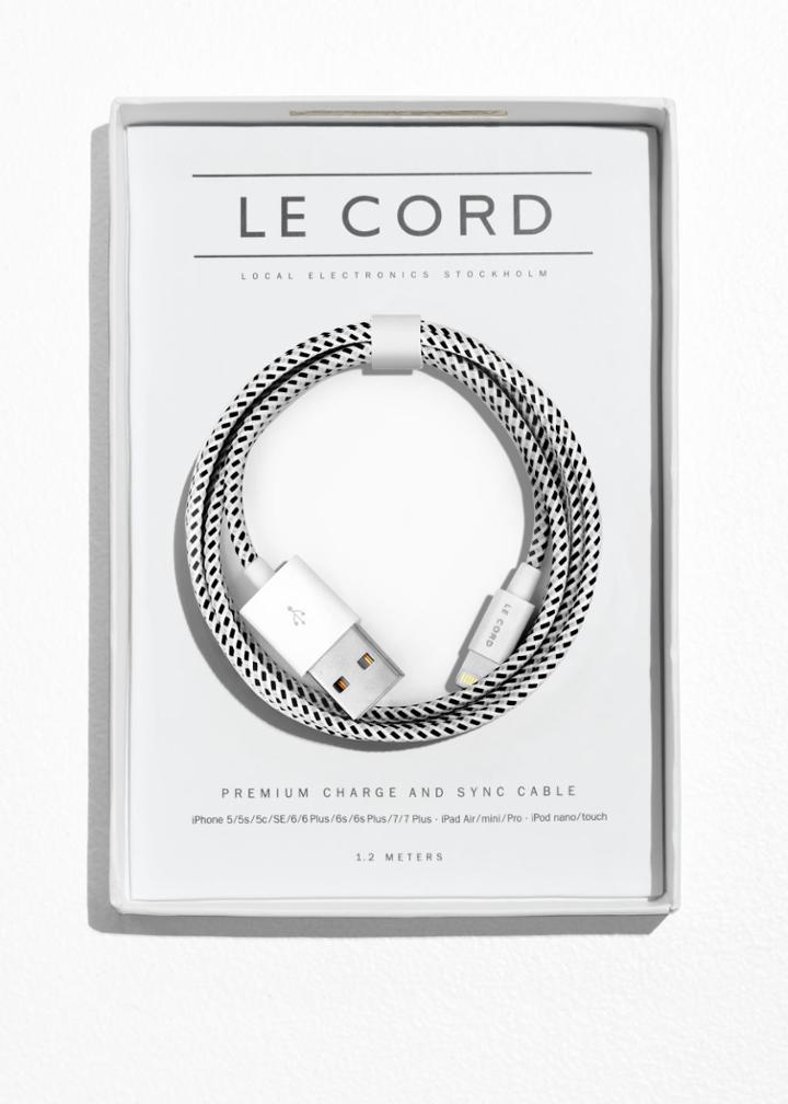 Other Stories Le Cord Usb Charge Cable - Black