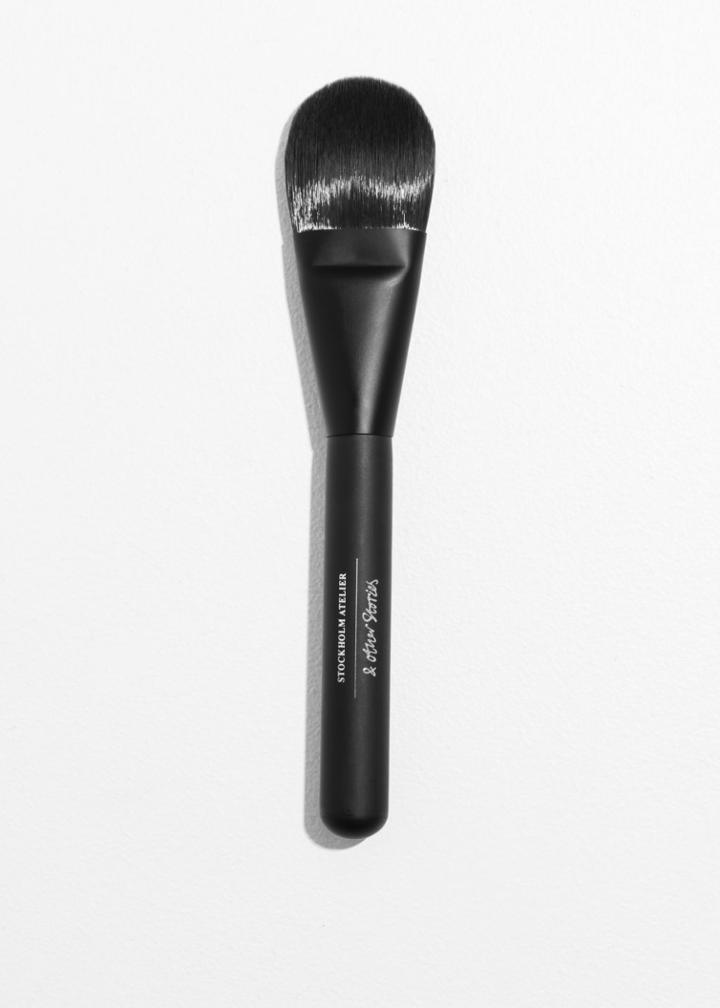 Other Stories Foundation Brush - Black