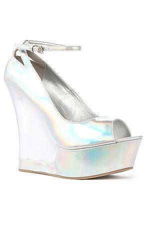 Plndr The Deluca Metallic Wedge In Silver
