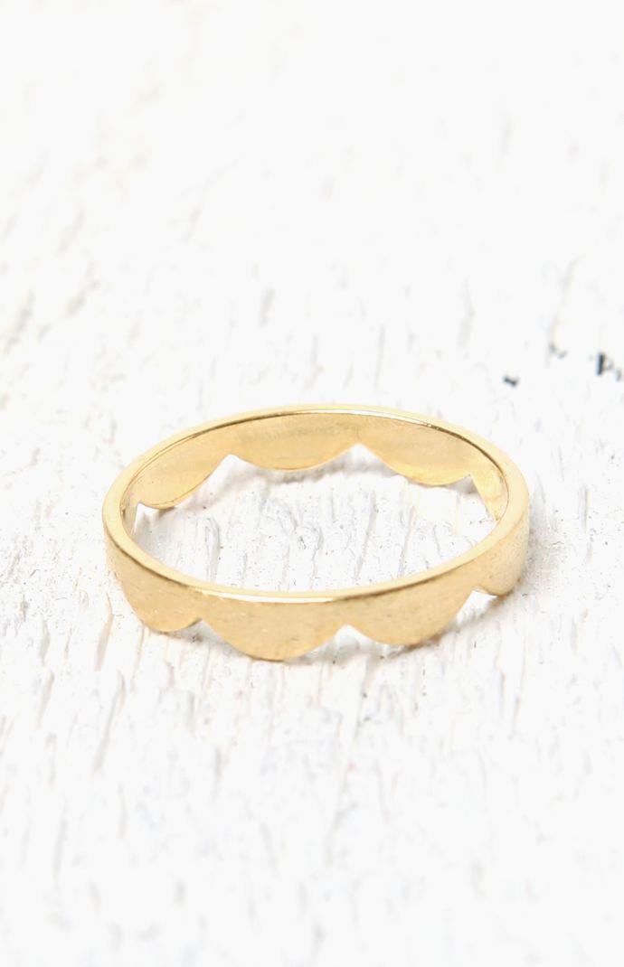 Wanderlust + Co Scallop Ring