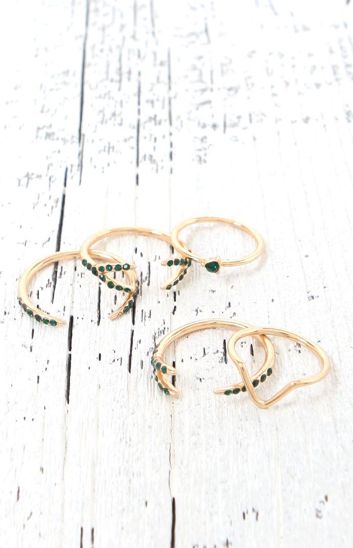 La Hearts Emerald Open Cut Ring Set
