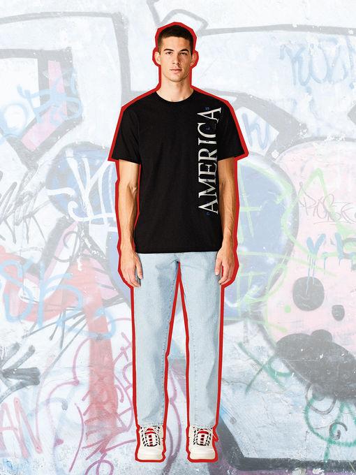 Perry Ellis Vertical America Graphic Tee