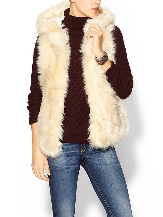 Sabine Furry Hooded Vest - Cream