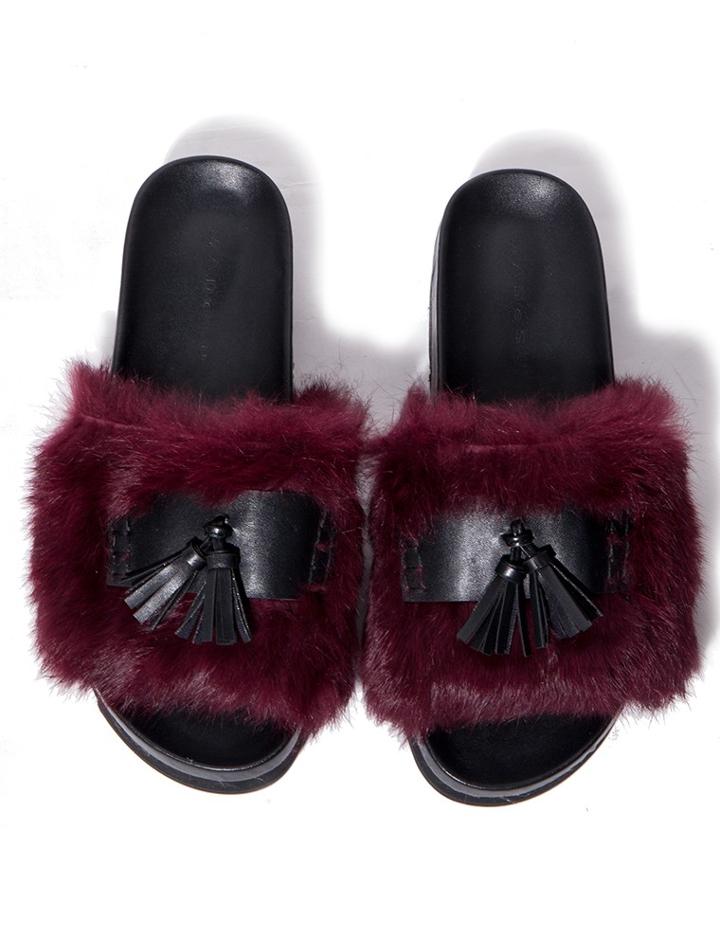 Pixie Market Faux Fur Tassel Slides