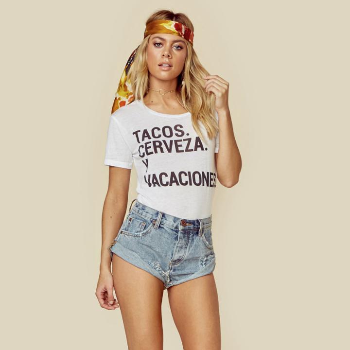 Chaser Tacos Cerveza Y Vacaciones Tee
