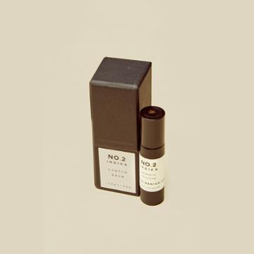 Photo/genics + Co Indica Essential Oil