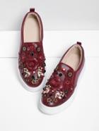 Romwe Flower Decorated Low Top Sneakers
