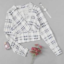 Romwe Plaid Print V-neck Crop Blouse