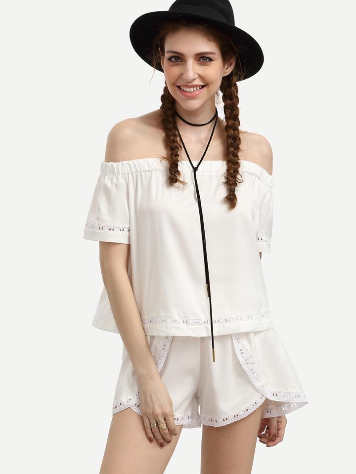 Romwe White Off The Shoulder Top With Wrap Shorts