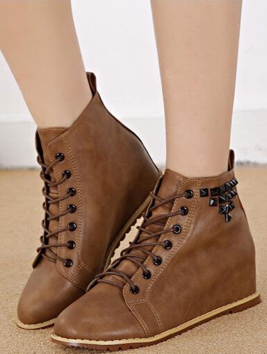 Romwe Yellow Lace-up Studded Boots