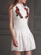 Romwe White Lapel Applique Pouf Lace Dress